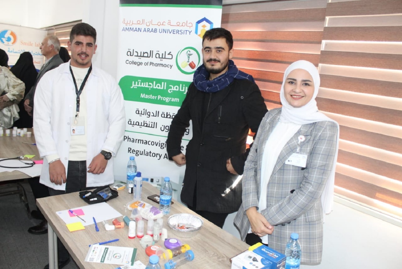 صيدلة "عمان العربية" تشارك في اليوم الطبي المجاني الخامس لجمعية هبة العطاء الخيرية1