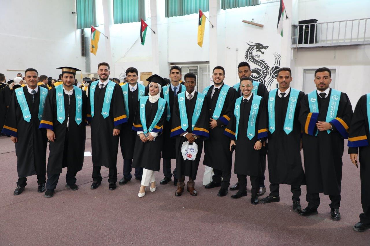 الجازي يرعى حفل تخريج الفوج الخامس والعشرين من طلبة جامعة عمان العربية35