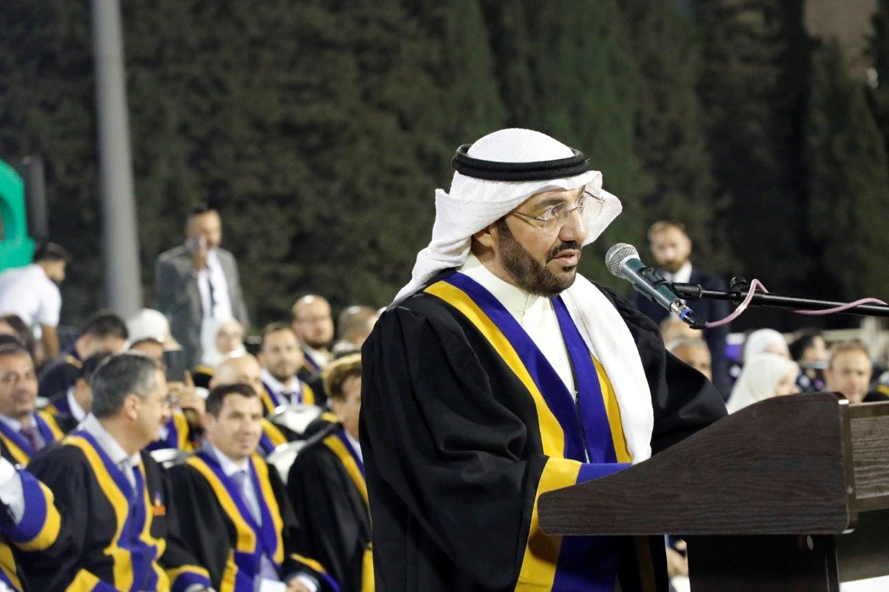 الجازي يرعى حفل تخريج الفوج الخامس والعشرين من طلبة جامعة عمان العربية30